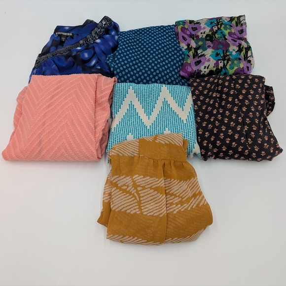 Express Tops - Bundle Of 7 Blouse Medium Lightweight Women's Floral Office Wear Business Casual